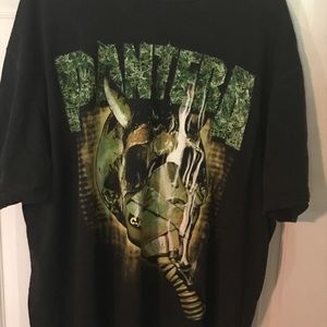 Pantera band shirt